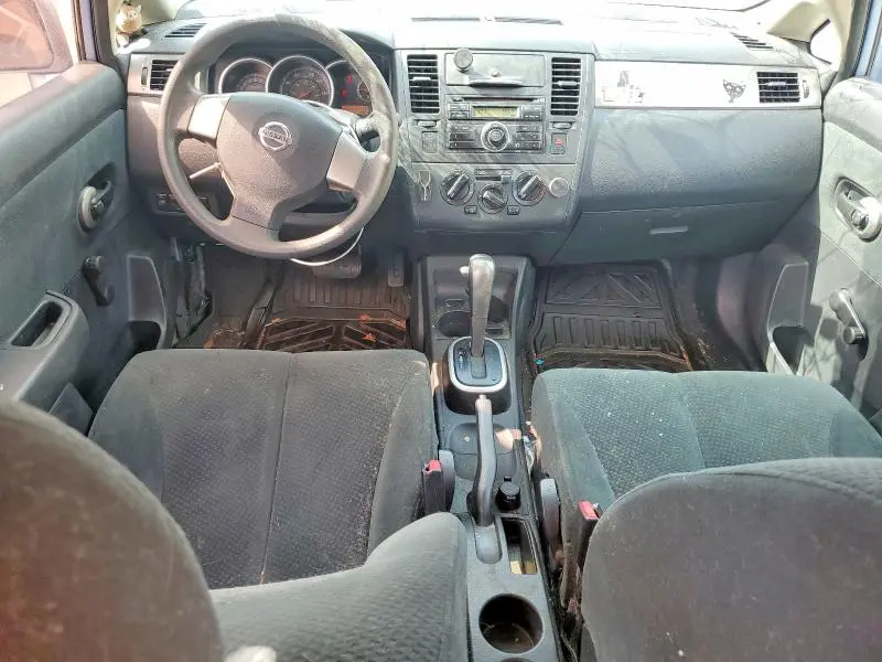 2010 NISSAN VERSA 1.8 S  