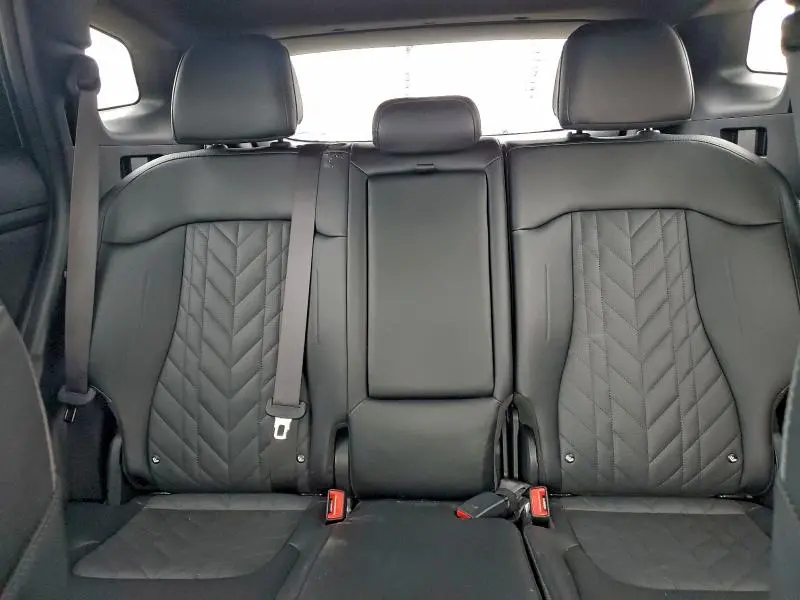 2025 KIA SPORTAGE X LINE  