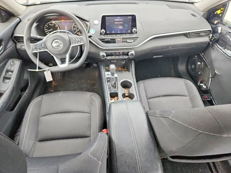 2022 NISSAN ALTIMA SV  