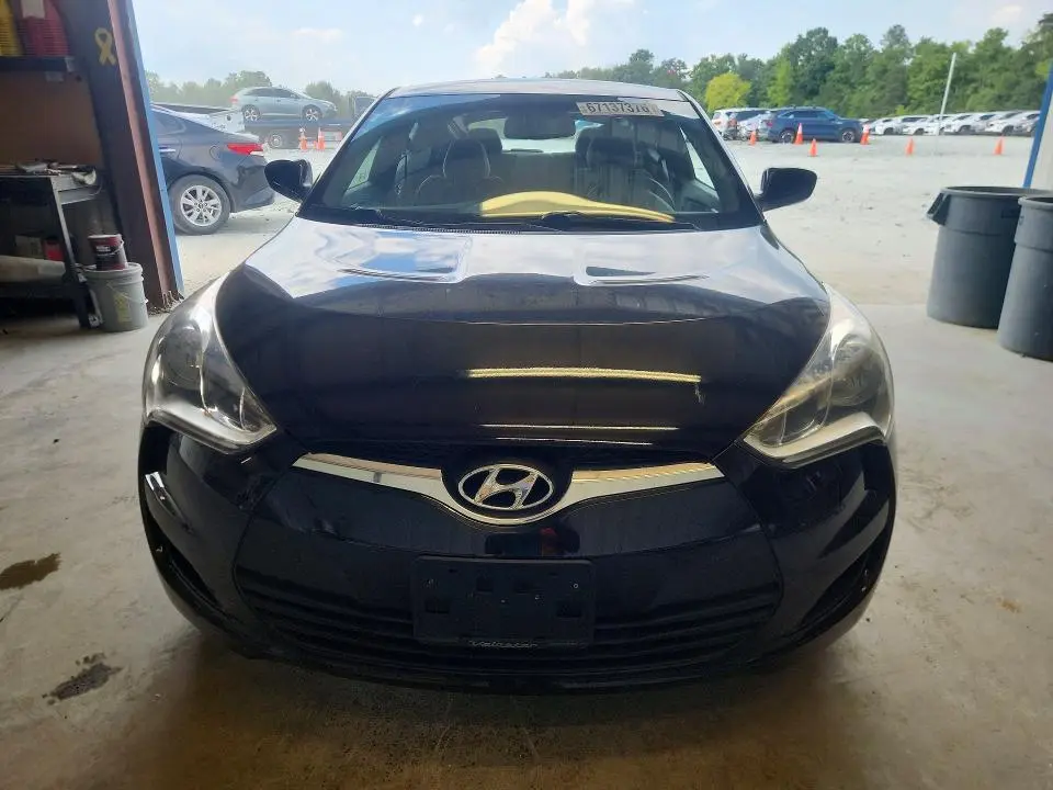 2013 HYUNDAI VELOSTER BASE  