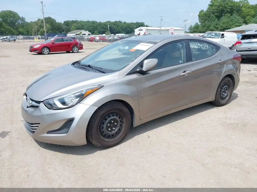 2016 HYUNDAI ELANTRA SE
