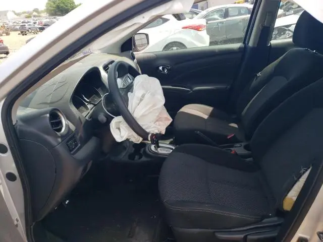 2019 NISSAN VERSA S  