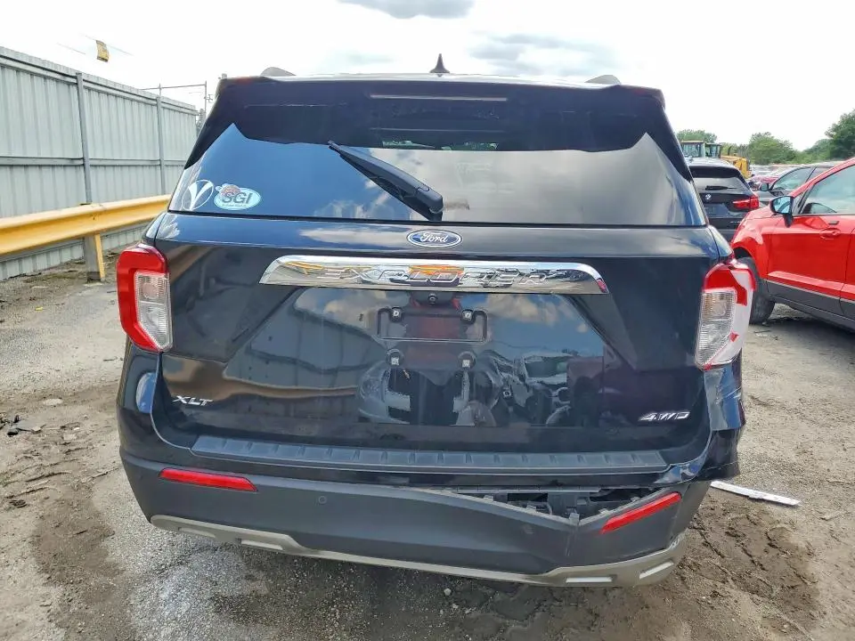 2021 FORD EXPLORER XLT  