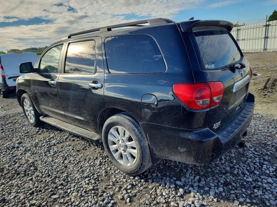 2011 TOYOTA SEQUOIA PLATINUM  