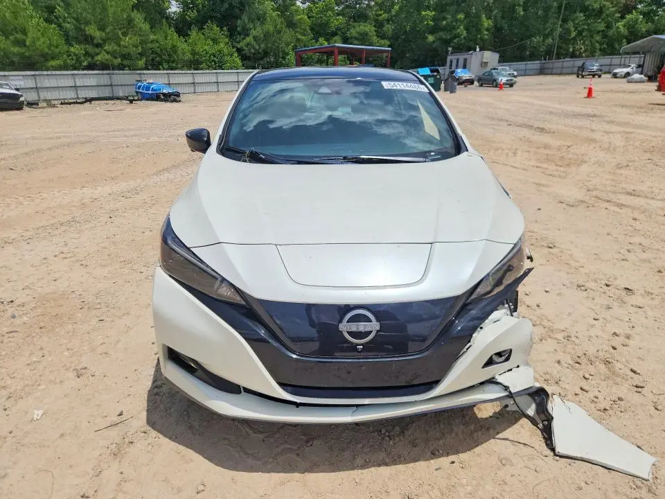 2023 NISSAN LEAF SV PLUS  
