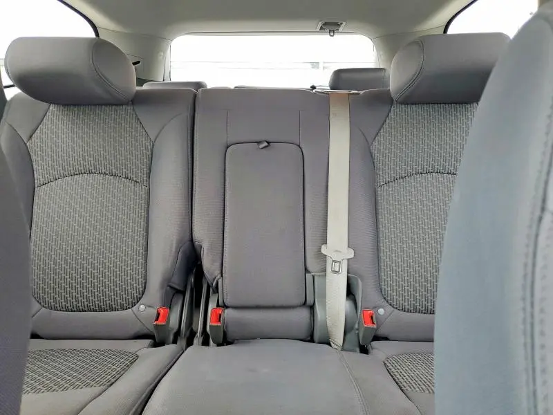 2012 CHEVROLET TRAVERSE LS  
