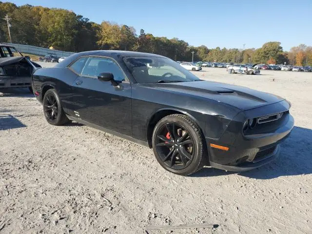 2015 DODGE CHALLENGER SXT  