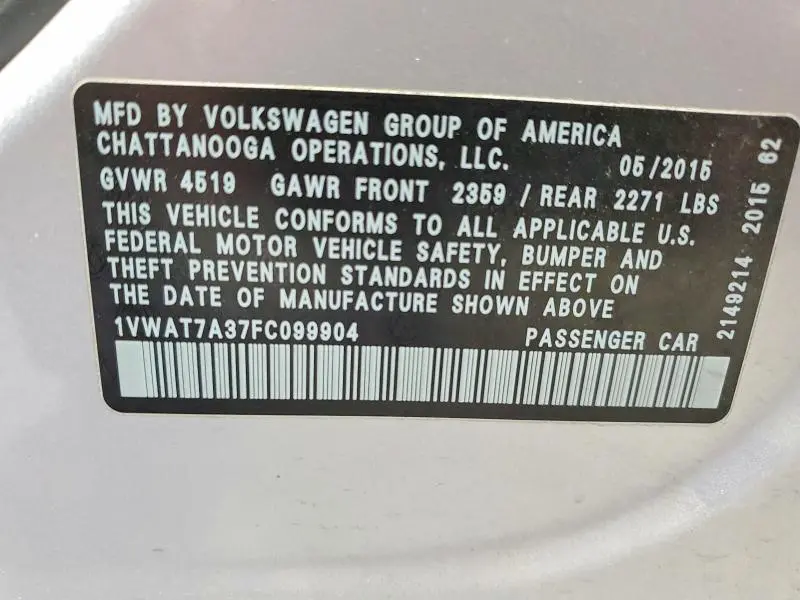 2015 VOLKSWAGEN PASSAT S  