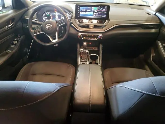 2023 NISSAN ALTIMA SV  