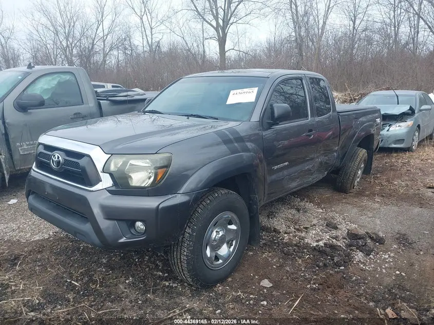 2013 TOYOTA TACOMA BASE V6