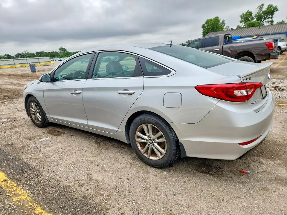 2015 HYUNDAI SONATA SE  