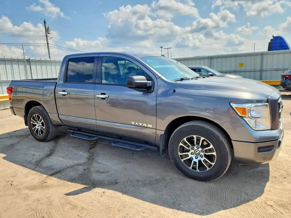 2021 NISSAN TITAN SV  
