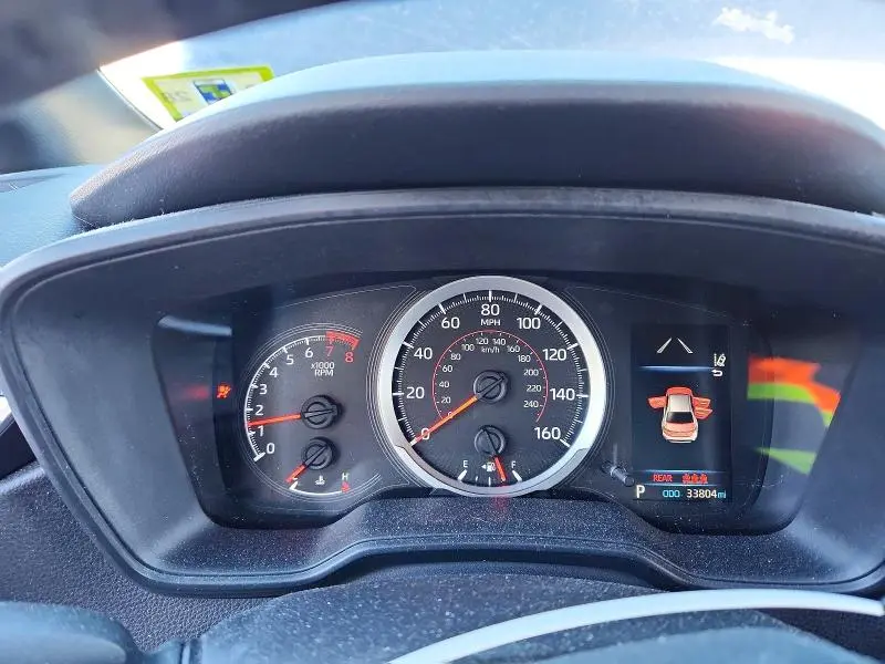 2021 TOYOTA COROLLA SE  