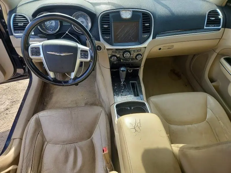 2011 CHRYSLER 300 LIMITED  