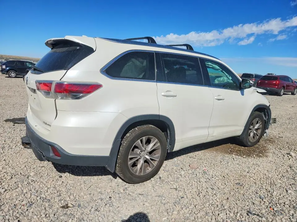 2014 TOYOTA HIGHLANDER XLE  