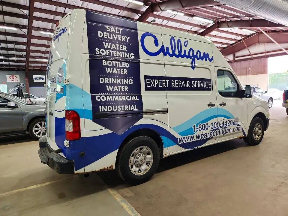 2016 NISSAN NV 2500 HD SV  