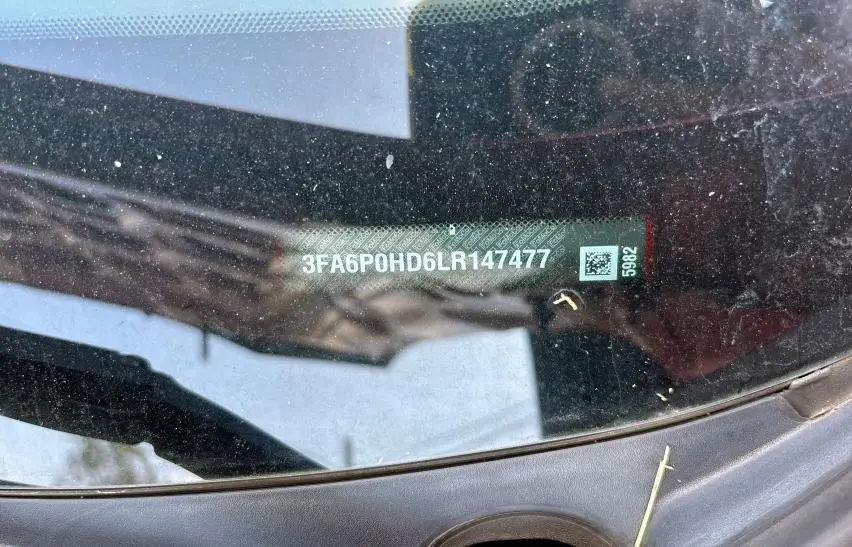 2020 FORD FUSION SE  