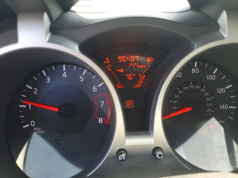 2015 NISSAN JUKE S  