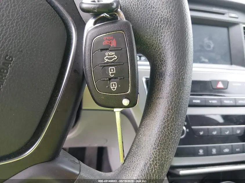 2016 HYUNDAI SONATA SE