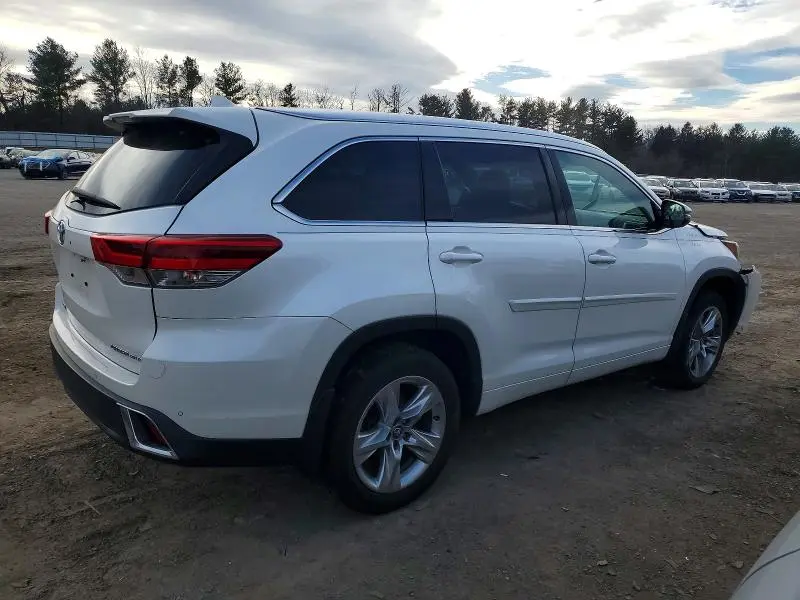 2017 TOYOTA HIGHLANDER LIMITED  