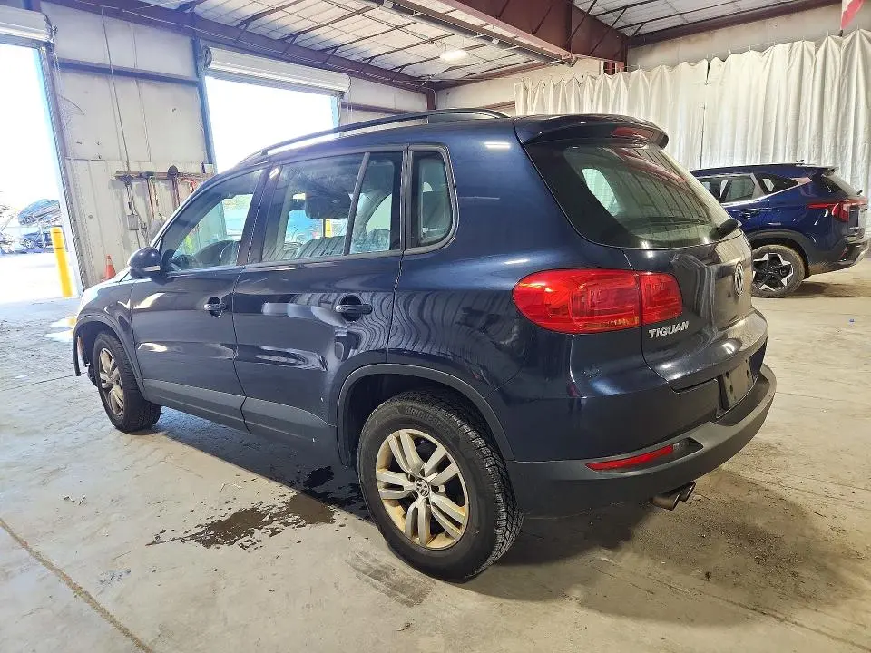 2016 VOLKSWAGEN TIGUAN S  