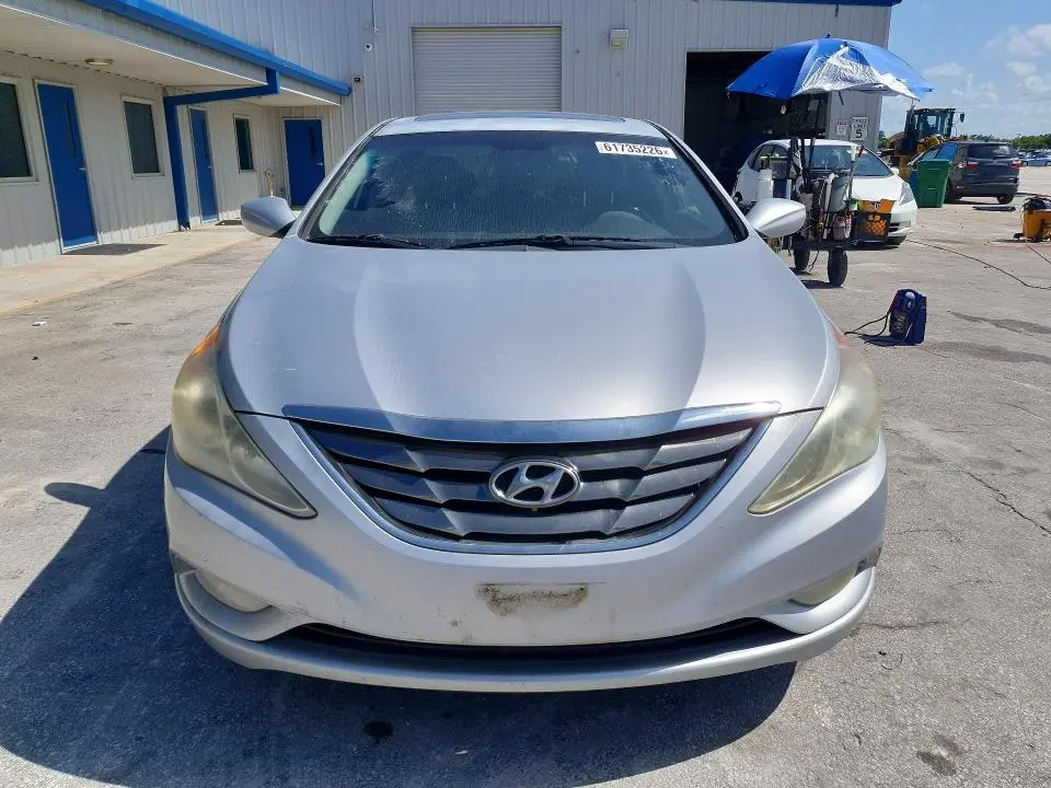 2011 HYUNDAI SONATA SE  