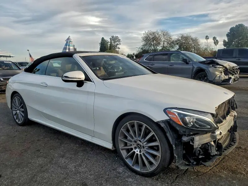 2017 MERCEDES-BENZ C 300  