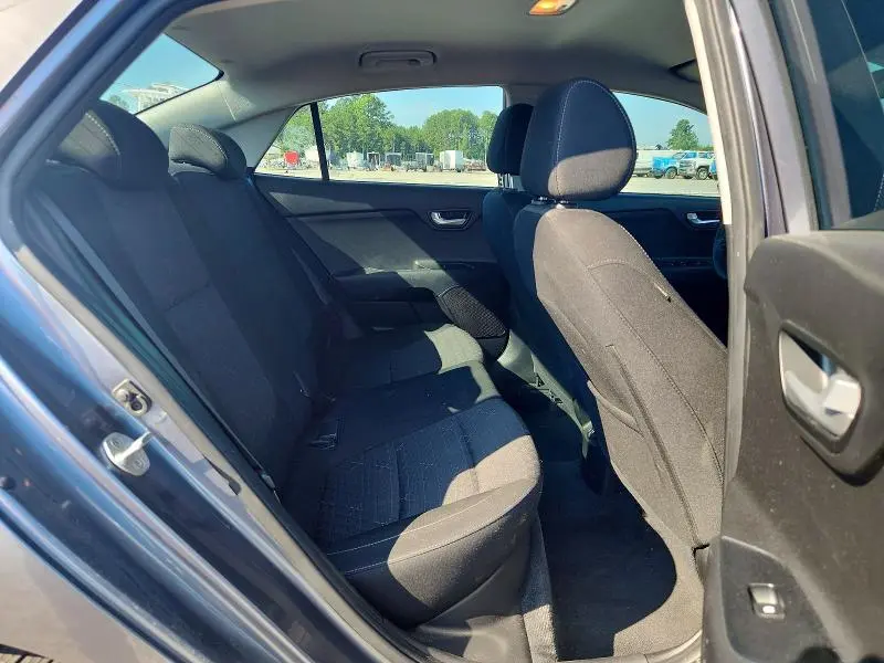 2019 KIA RIO S  