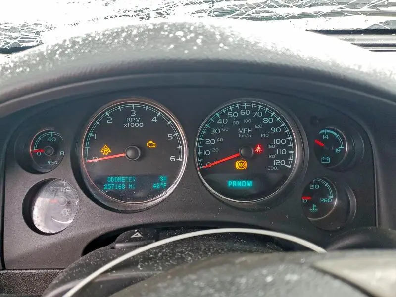 2011 GMC YUKON XL K1500 SLE  