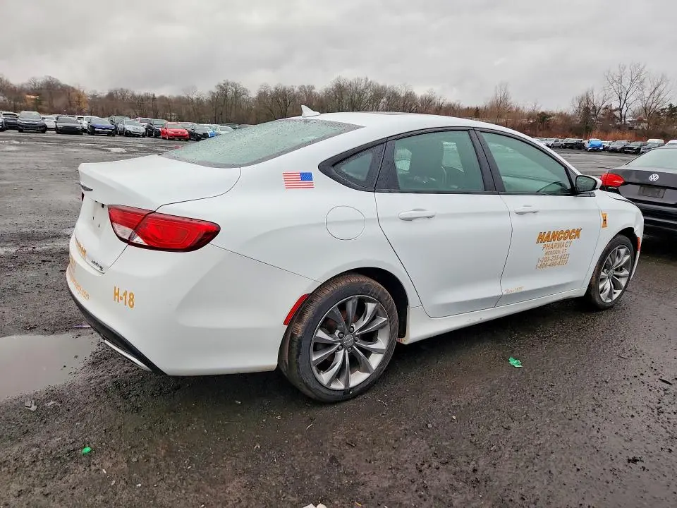2015 CHRYSLER 200 S  