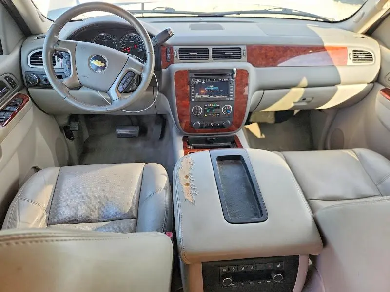 2010 CHEVROLET TAHOE C1500 LTZ  