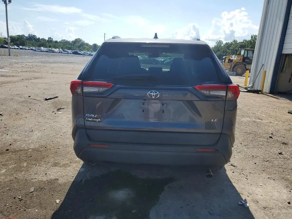 2021 TOYOTA RAV4 LE  