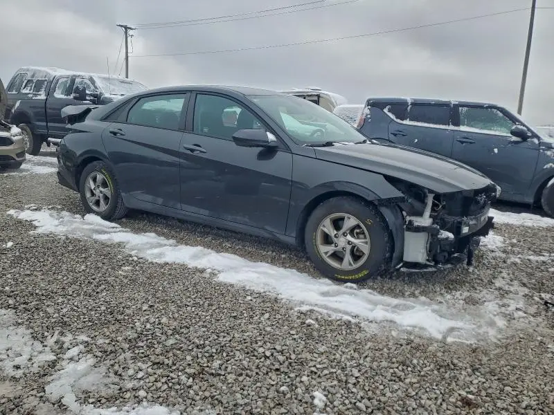2021 HYUNDAI ELANTRA SE  