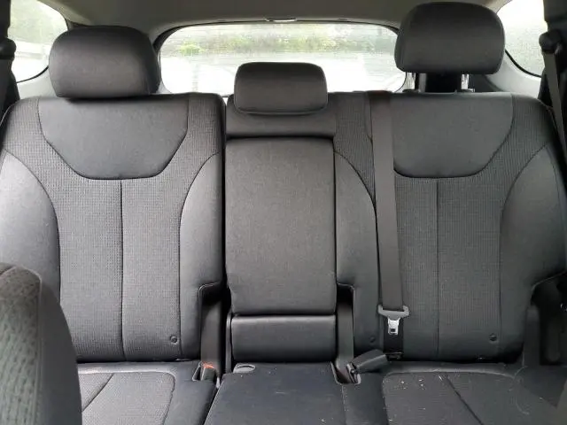 2022 HYUNDAI SANTA FE SE  