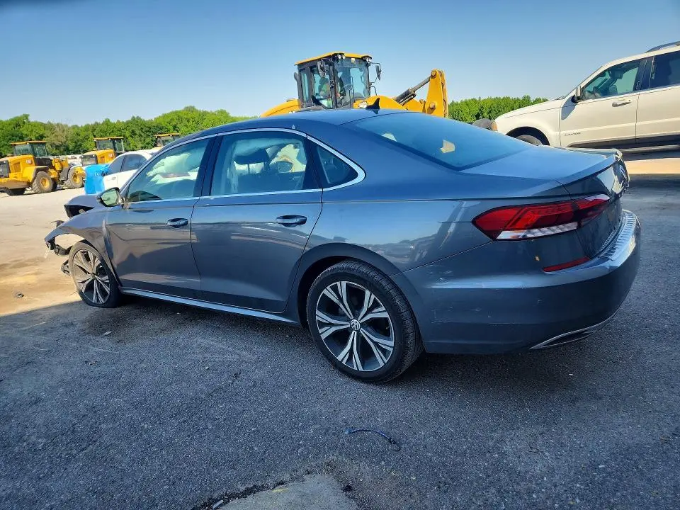 2021 VOLKSWAGEN PASSAT SE  