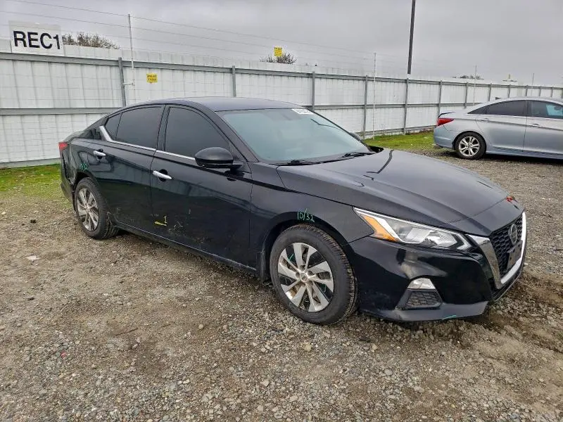 2020 NISSAN ALTIMA S  