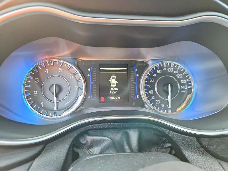 2015 CHRYSLER 200   