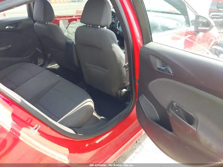 2016 CHEVROLET CRUZE LT
