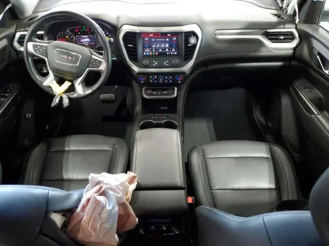 2022 GMC ACADIA SLT  