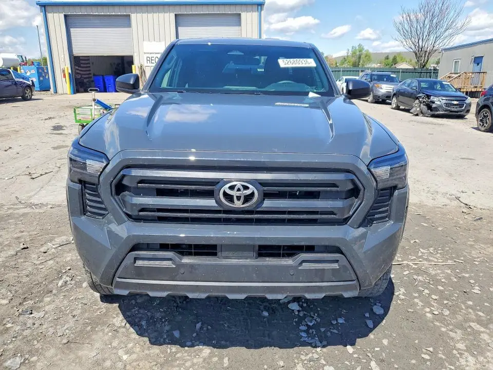 2025 TOYOTA TACOMA SR  