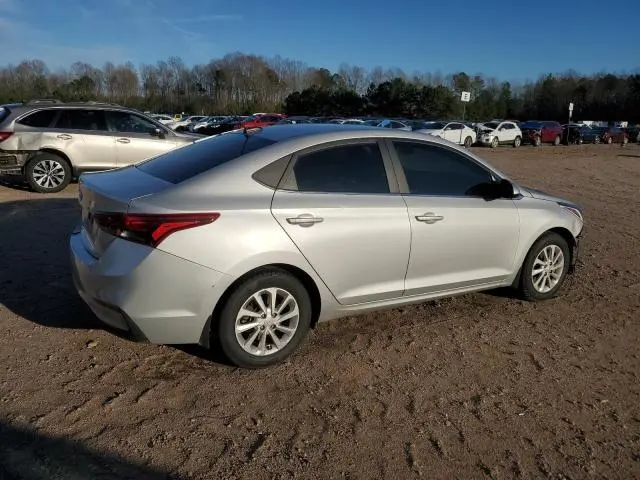 2022 HYUNDAI ACCENT SE  