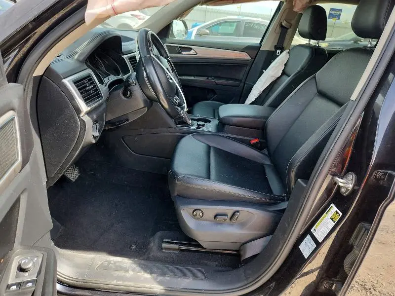 2018 VOLKSWAGEN ATLAS SE  
