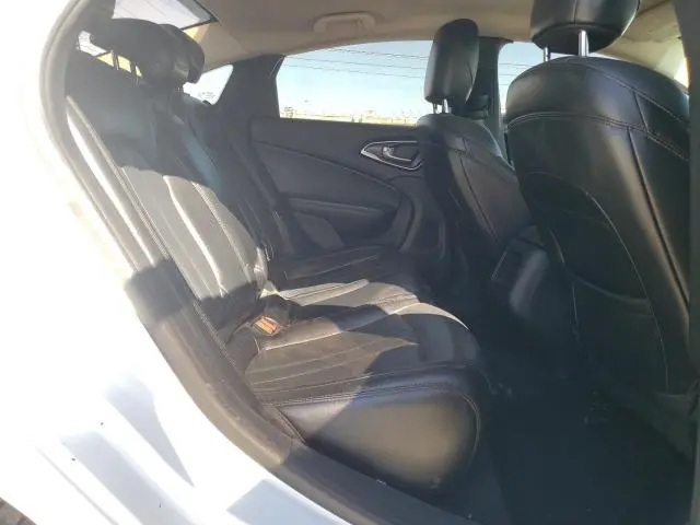2017 CHRYSLER 200 LIMITED  