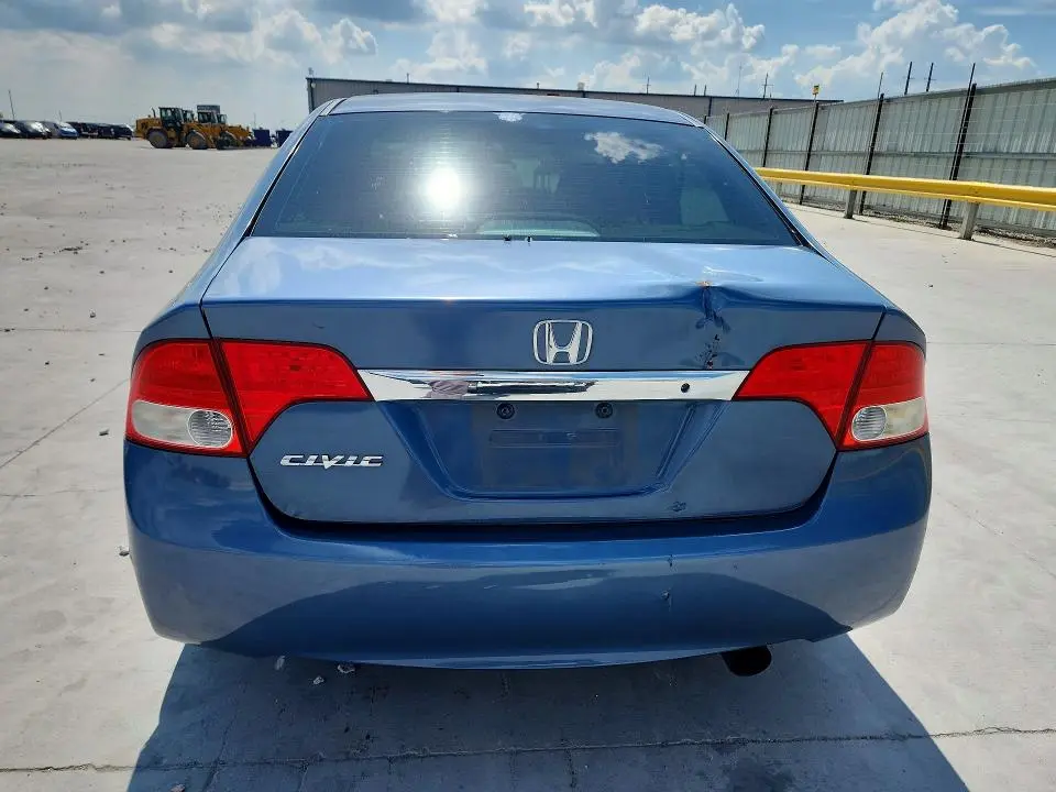 2011 HONDA CIVIC LX  