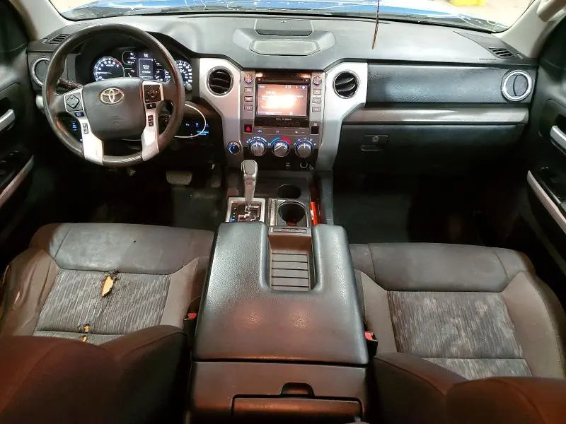 2018 TOYOTA TUNDRA SR5  