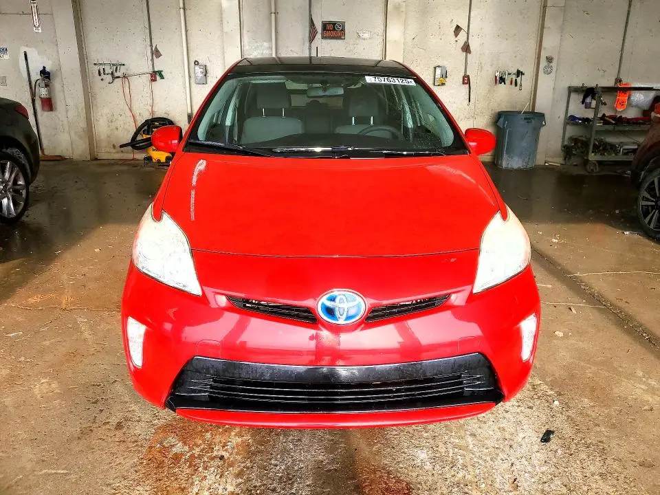 2013 TOYOTA PRIUS THREE  