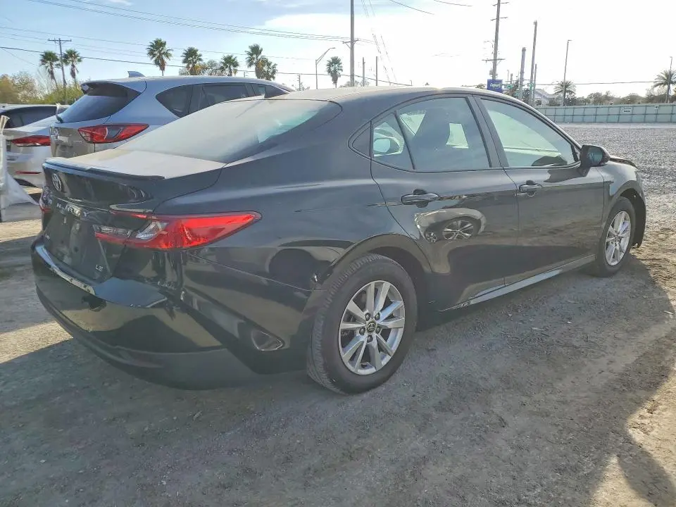 2025 TOYOTA CAMRY   