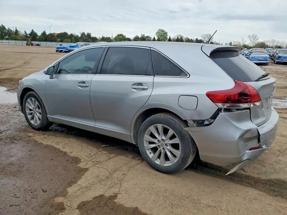 2015 TOYOTA VENZA LE  