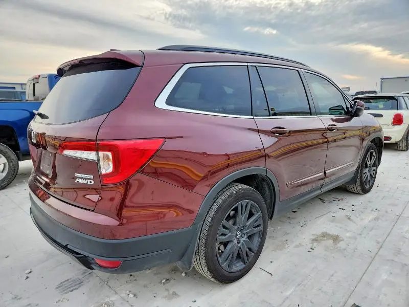 2022 HONDA PILOT SE  