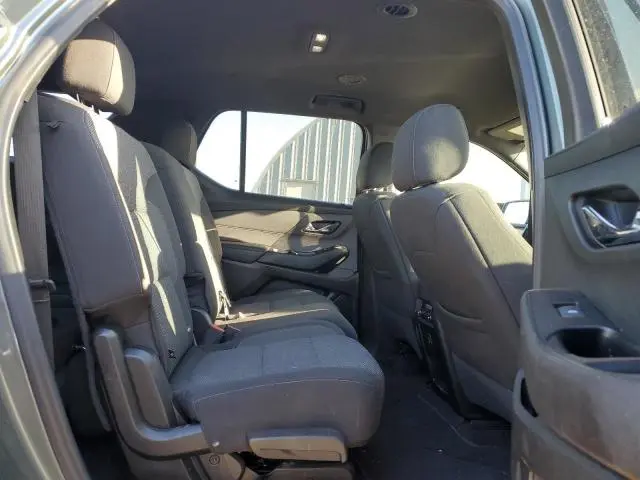 2023 CHEVROLET TRAVERSE LT  